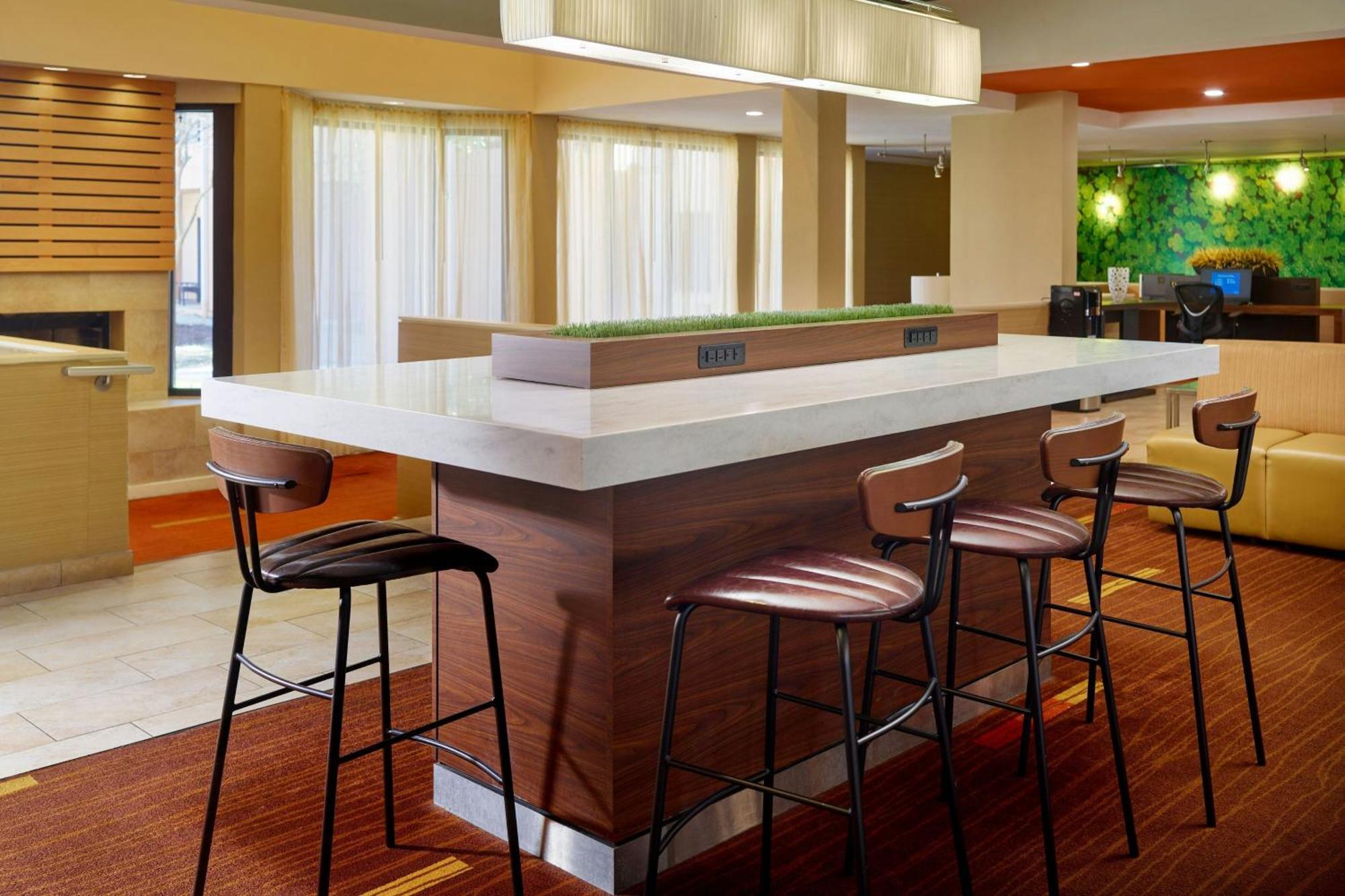 Hotel Courtyard By Marriott Baton Rouge Acadian Centre/Lsu Area Extérieur photo