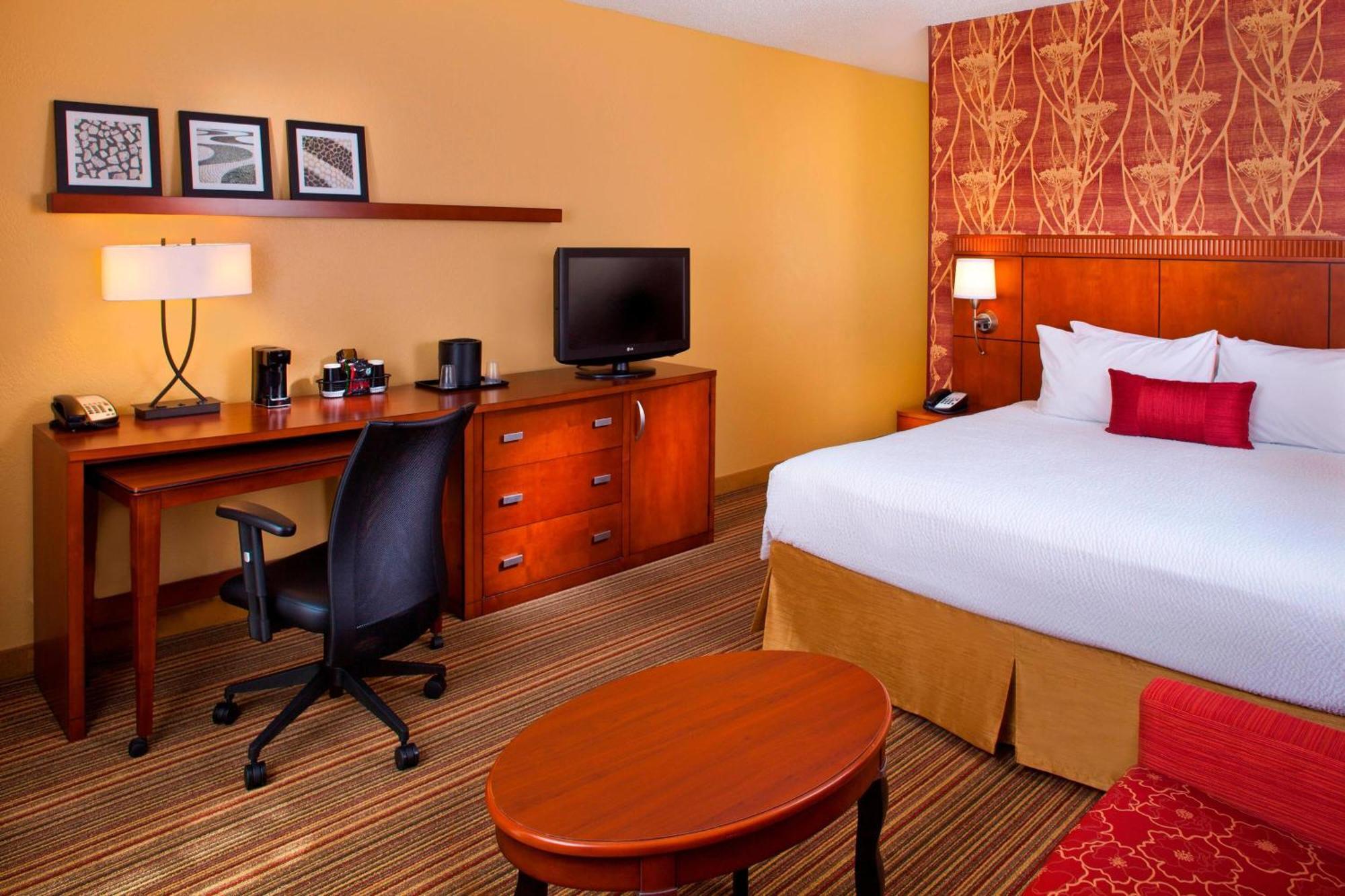 Hotel Courtyard By Marriott Baton Rouge Acadian Centre/Lsu Area Extérieur photo