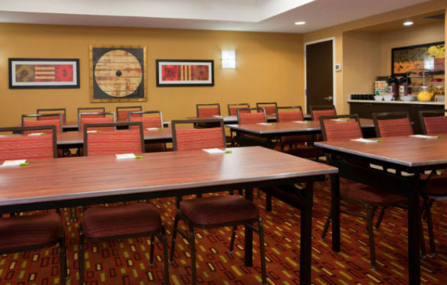 Hotel Courtyard By Marriott Baton Rouge Acadian Centre/Lsu Area Extérieur photo